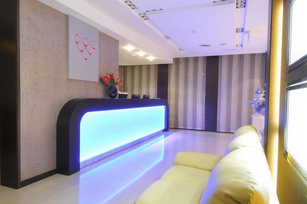 Residence Diamanterosso Terni Exterior foto